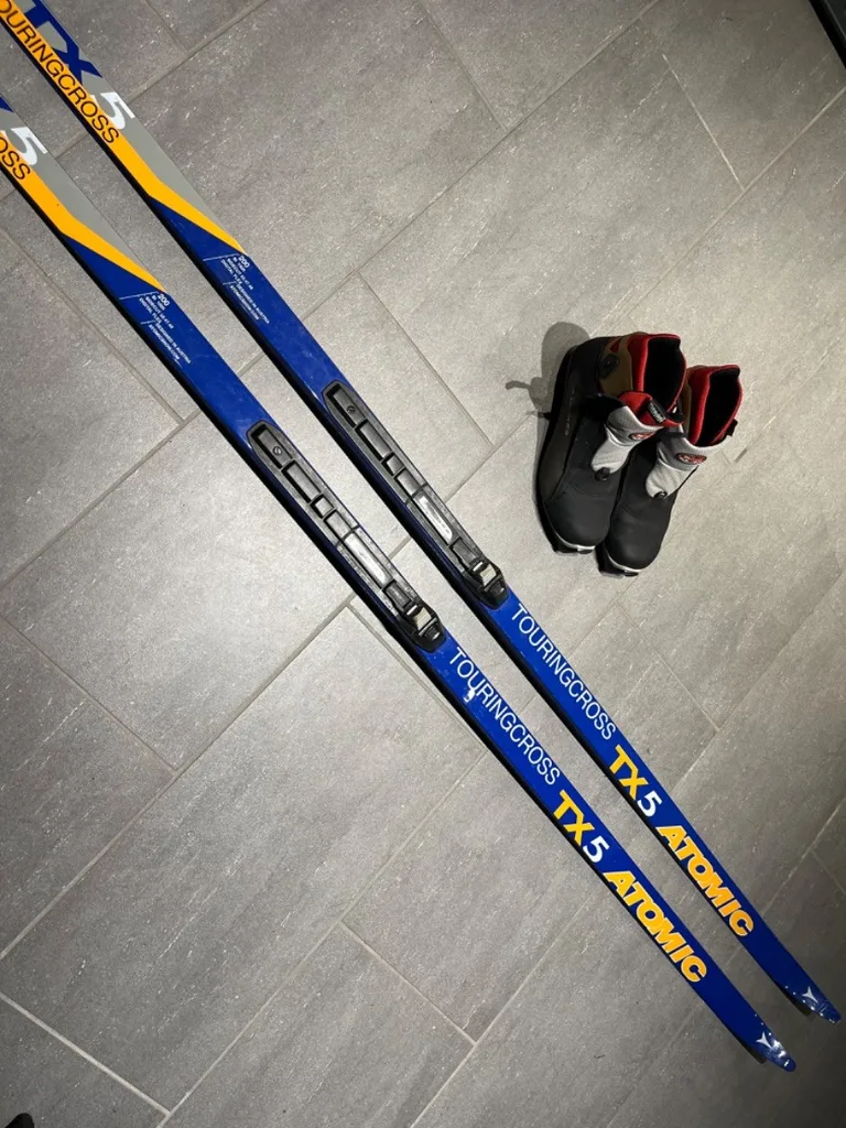 Kit de ski de fond Atomic 200 cm / EU 44 / US Hommes 10 / US Femmes 11.5