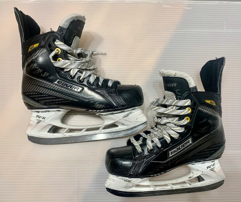 Patins de hockey Bauer taille 39 EU / 6.5 US pour homme