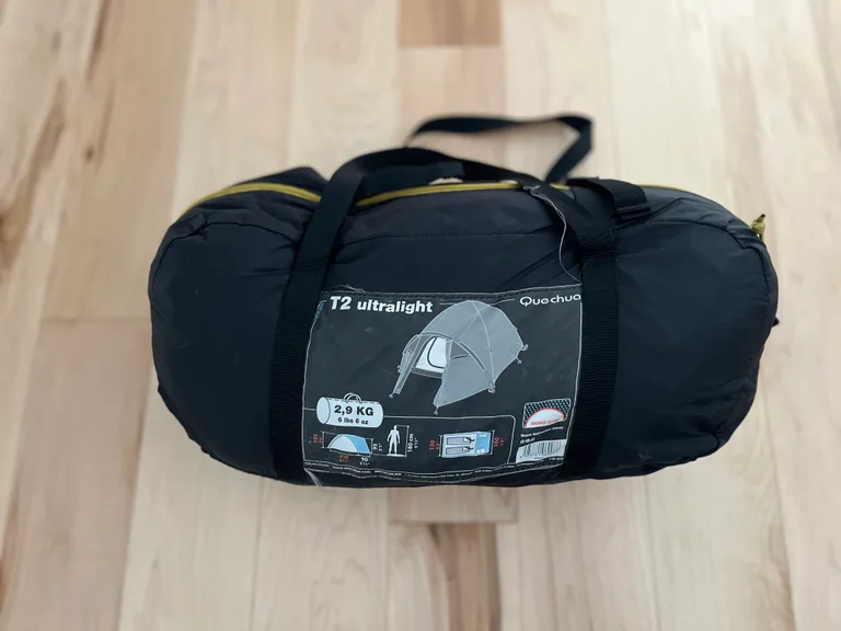 Tente ultralégère deux places T2 Quechua Noir et Jaune